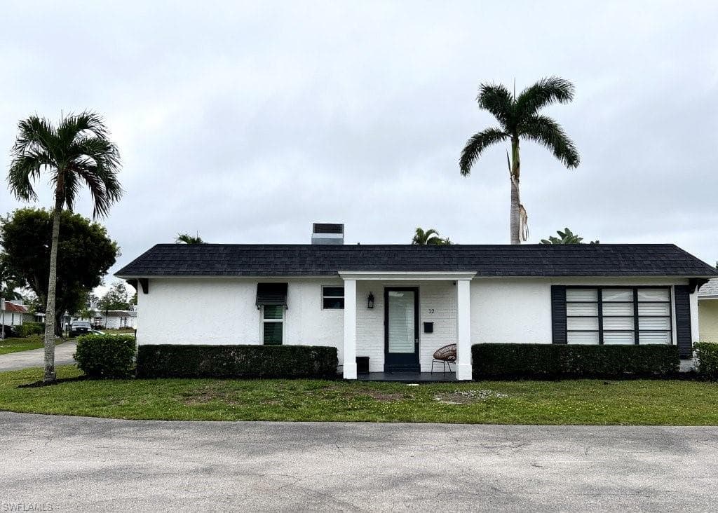 12 Knights Bridge RD # A32, NAPLES FL 34112-14