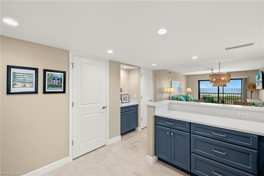 671 E Gulf DR, SANIBEL FL 33957-12