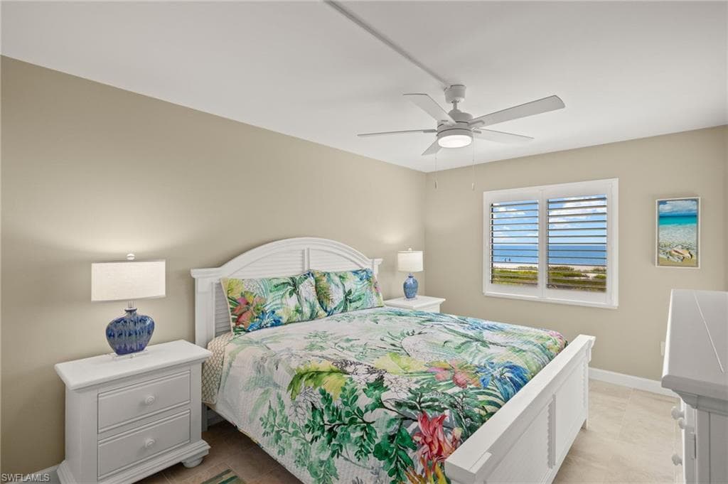 671 E Gulf DR, SANIBEL FL 33957-16