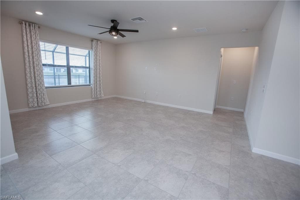 10811 Firebush CIR, NORTH FORT MYERS FL 33917-35