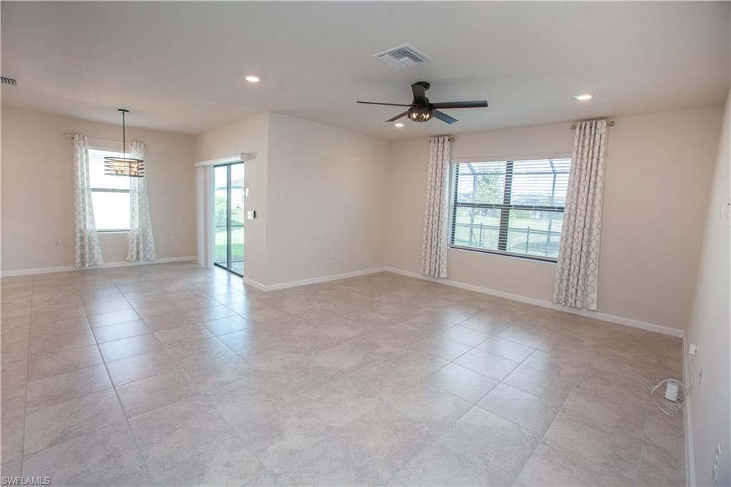 10811 Firebush CIR, NORTH FORT MYERS FL 33917-32