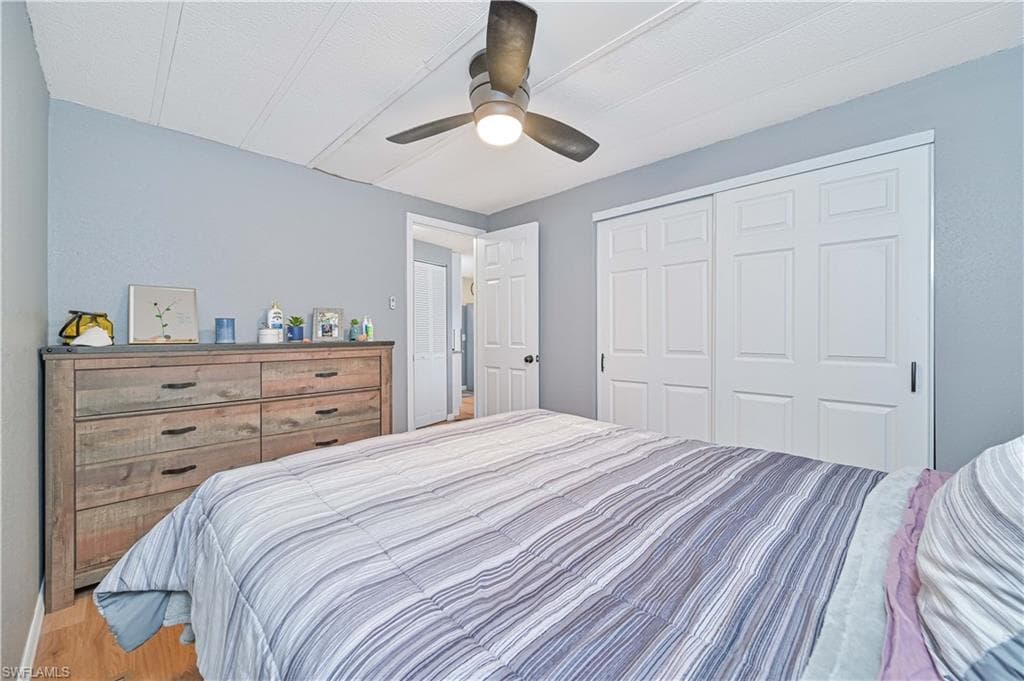 138 Lexington AVE, FORT MYERS FL 33908-23