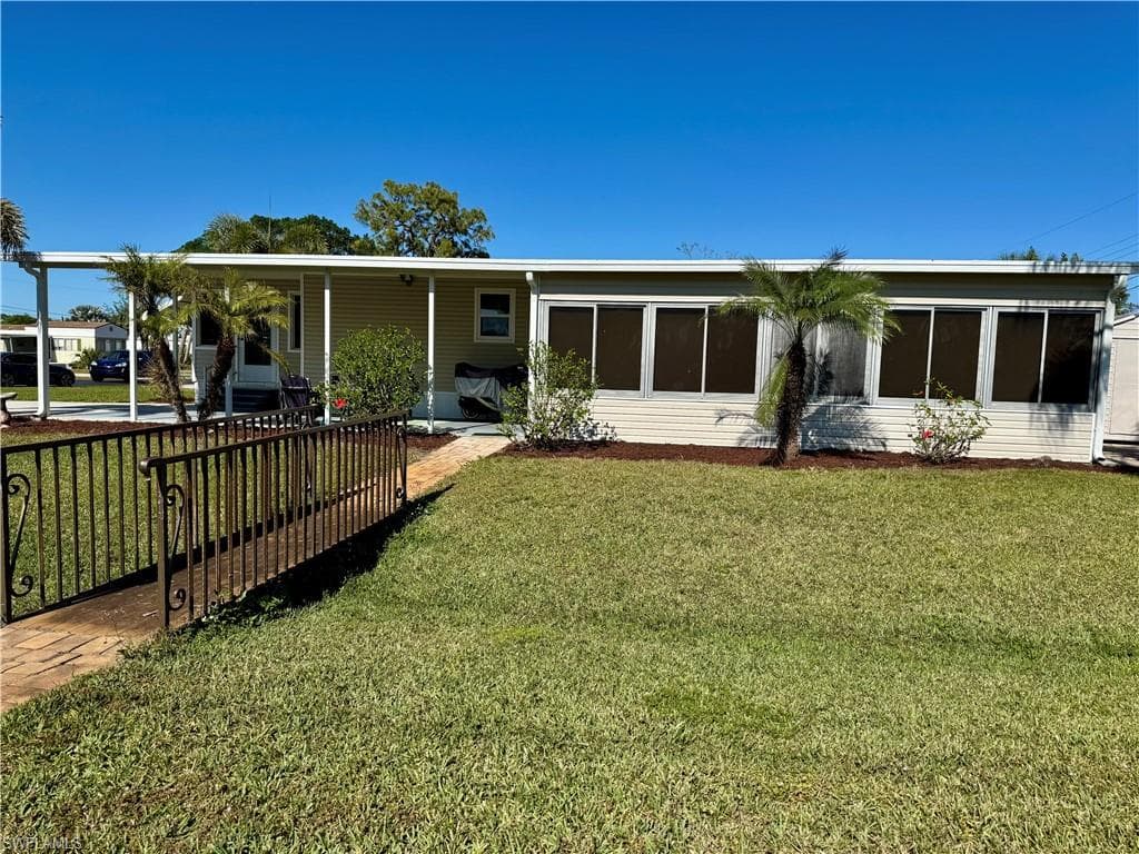 27487 Bourbonniere DR, BONITA SPRINGS FL 34135-31