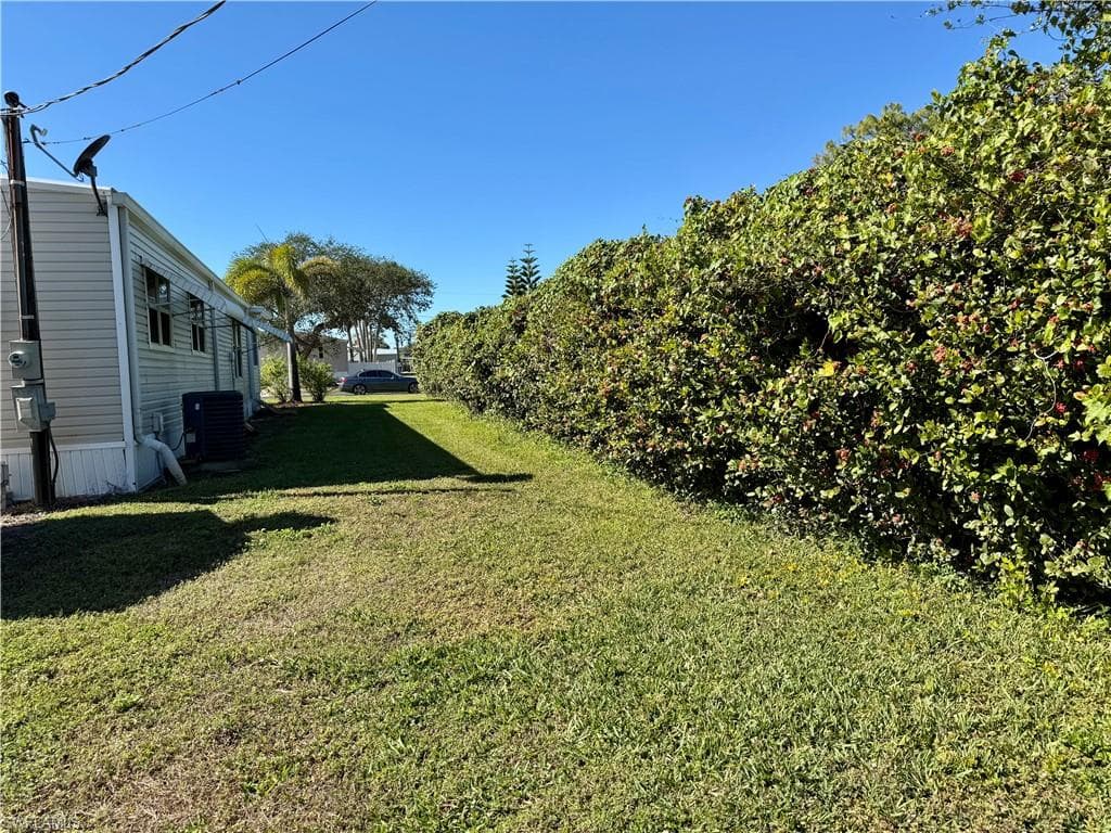 27487 Bourbonniere DR, BONITA SPRINGS FL 34135-29