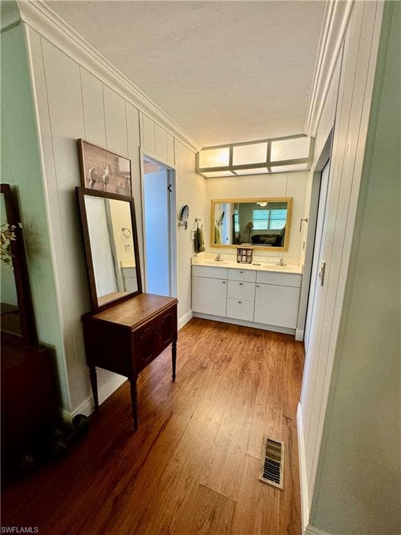27487 Bourbonniere DR, BONITA SPRINGS FL 34135-14