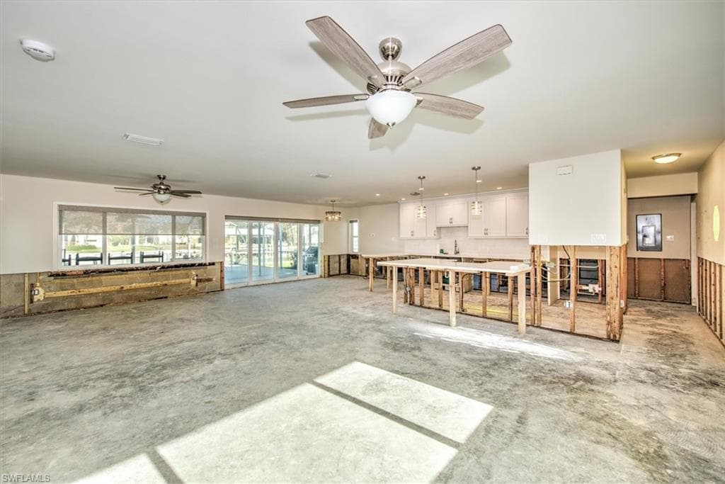 239 Ibis ST, FORT MYERS BEACH FL 33931-4