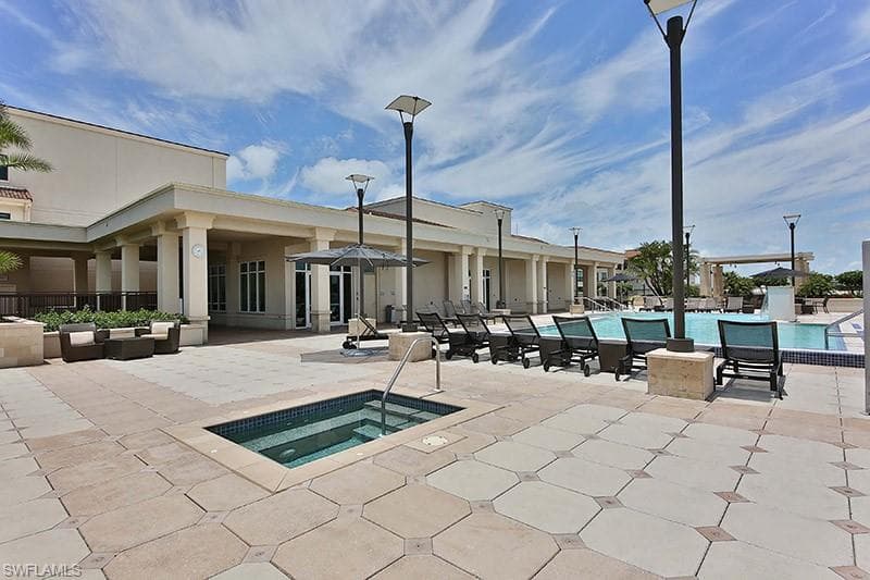 9123 Strada PL # 7201, NAPLES FL 34108-19