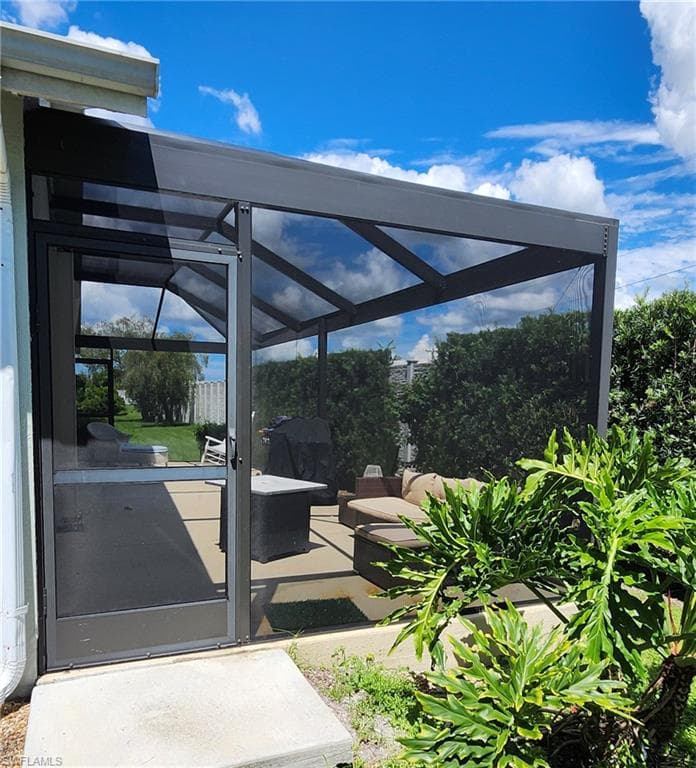 3762 Sabal Springs BLVD, NORTH FORT MYERS FL 33917-25