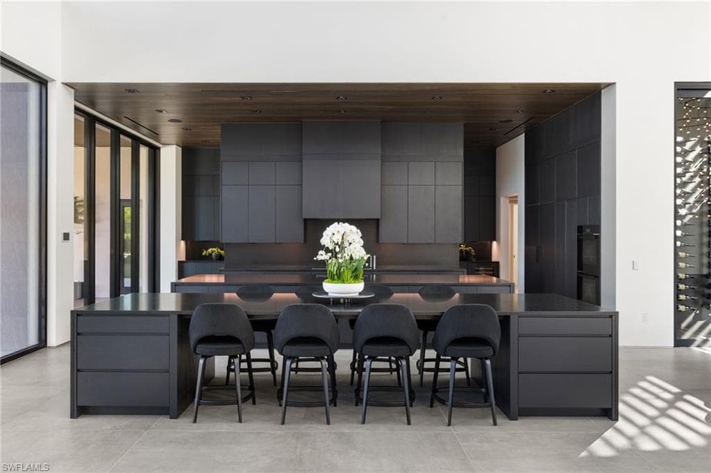 107 Myrtle RD, NAPLES FL 34108-18