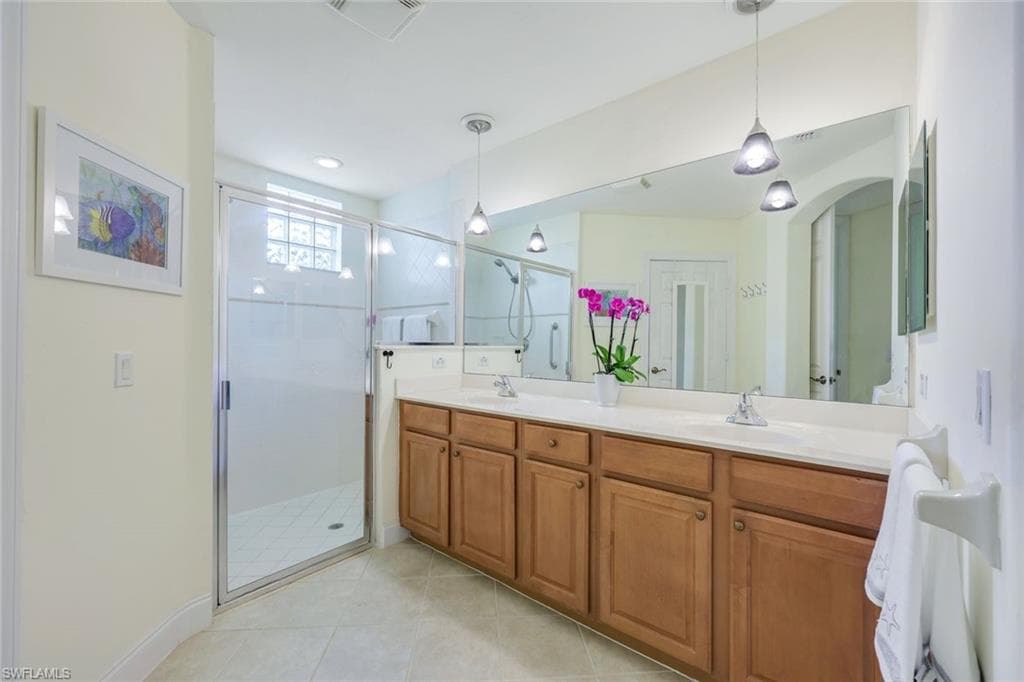 20925 Island Sound CIR # 103, ESTERO FL 33928-12