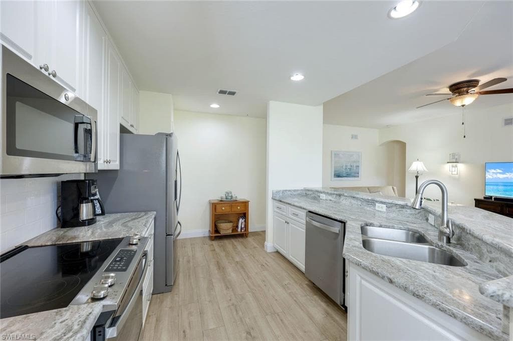 20925 Island Sound CIR # 103, ESTERO FL 33928-9