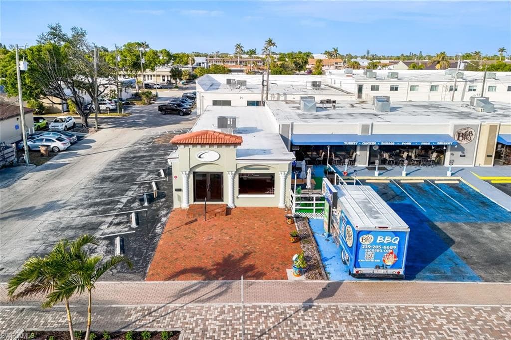 1213 SE 47th TER, CAPE CORAL FL 33904-1