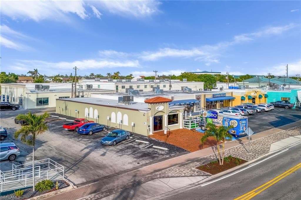 1213 SE 47th TER, CAPE CORAL FL 33904-5