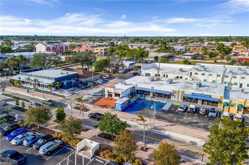 1213 SE 47th TER, CAPE CORAL FL 33904-6