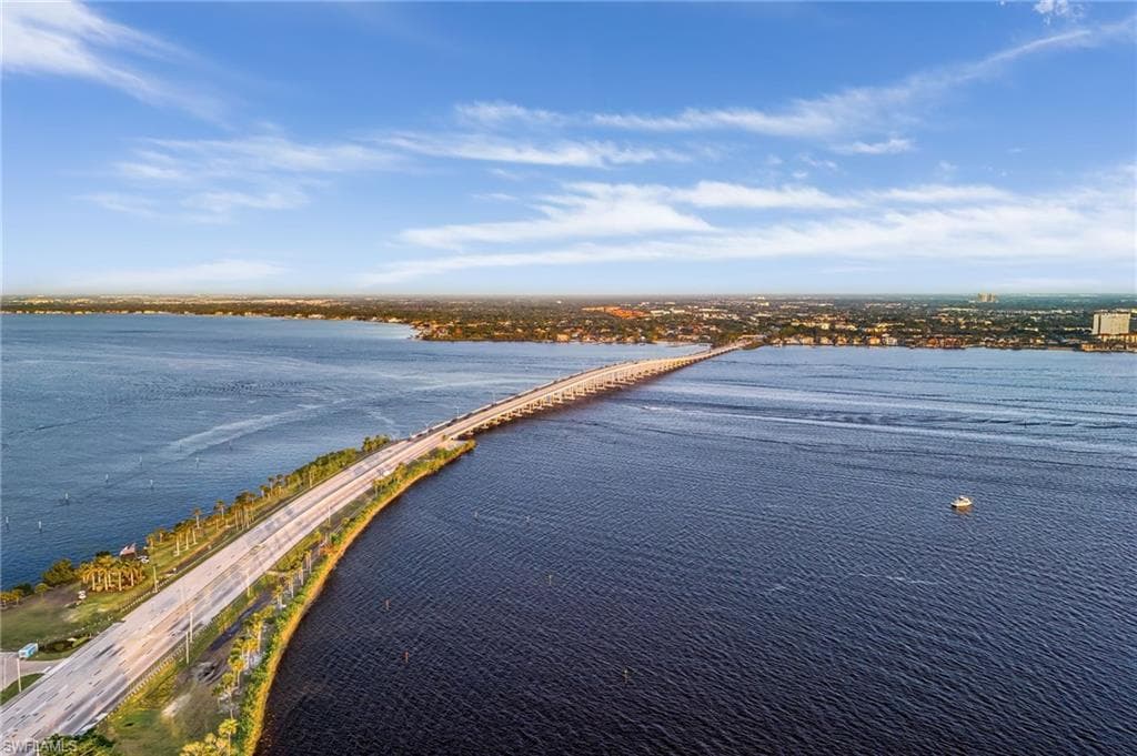 1213 SE 47th TER, CAPE CORAL FL 33904-36