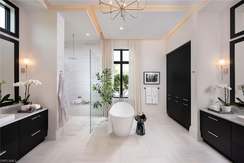 3054 Ravenna AVE, NAPLES FL 34120-10