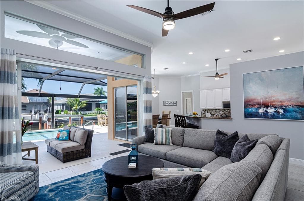 336 Waterleaf CT, MARCO ISLAND FL 34145-6