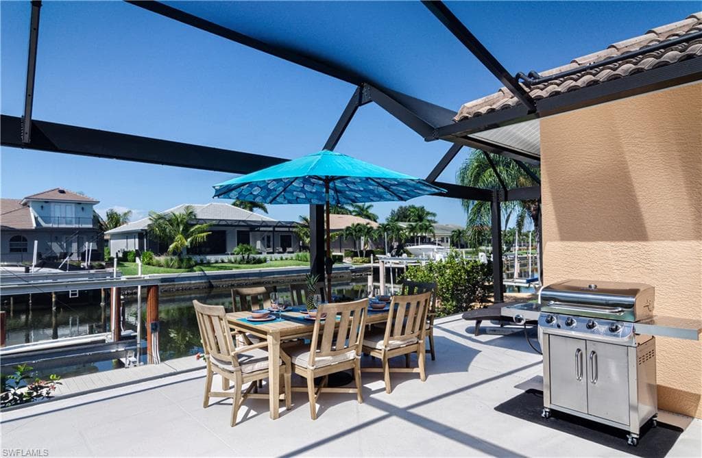 336 Waterleaf CT, MARCO ISLAND FL 34145-2