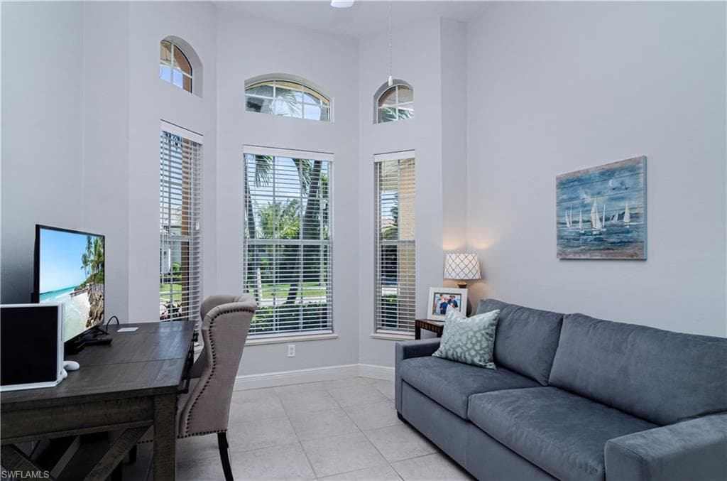 336 Waterleaf CT, MARCO ISLAND FL 34145-8