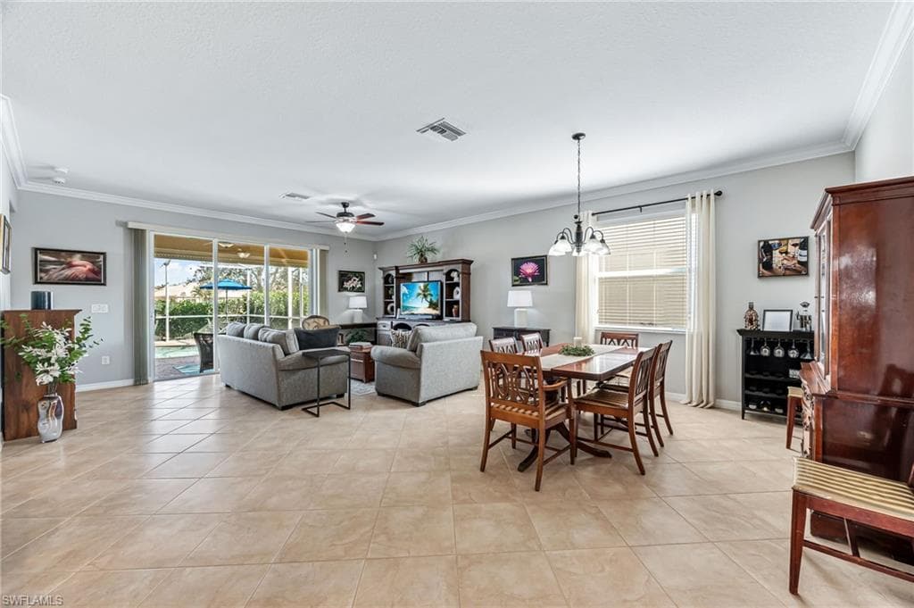 14641 Fern Lake CT, NAPLES FL 34114-6