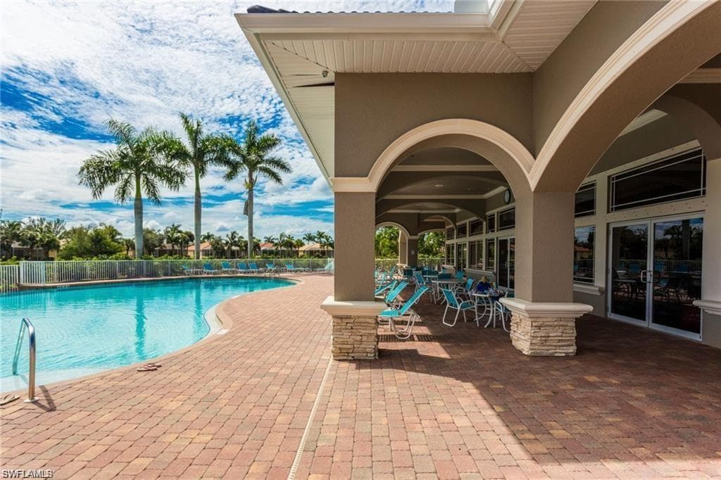 14641 Fern Lake CT, NAPLES FL 34114-33