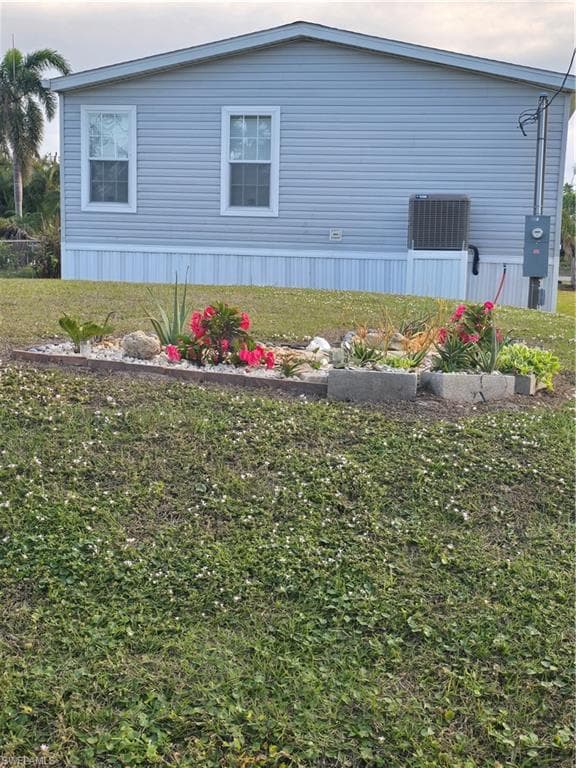 5520 RAINBOW DR, BOKEELIA FL 33922-3