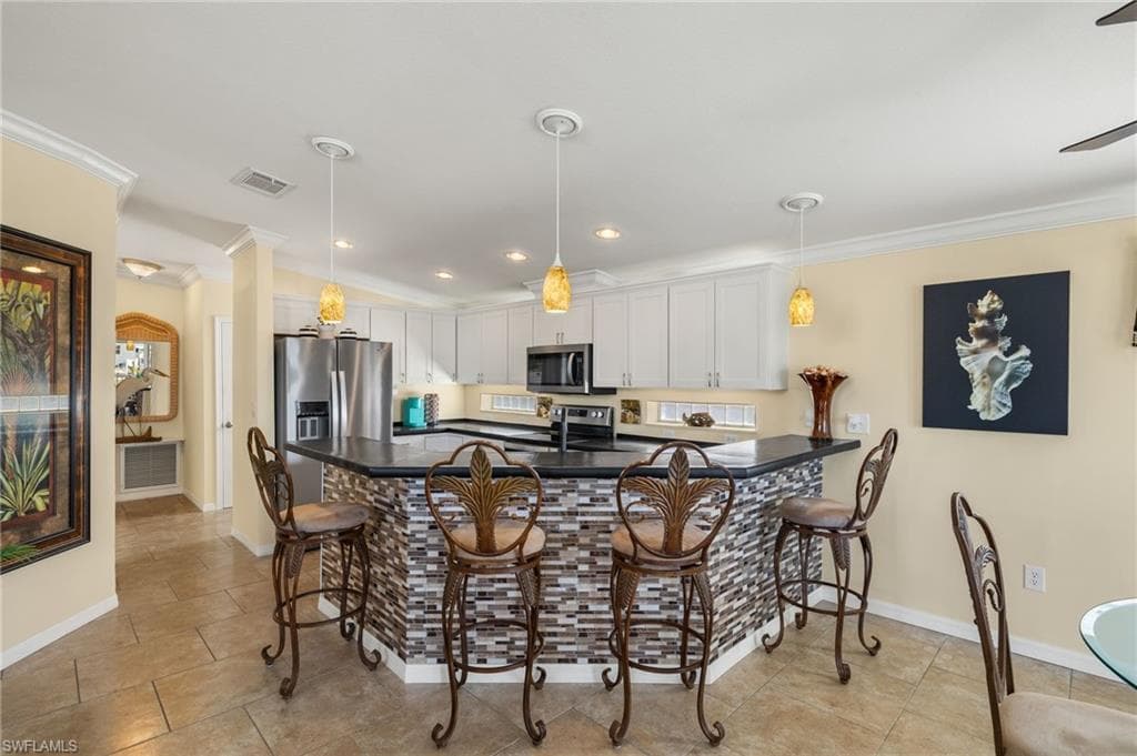 74 Cortez WAY, FORT MYERS BEACH FL 33931-6