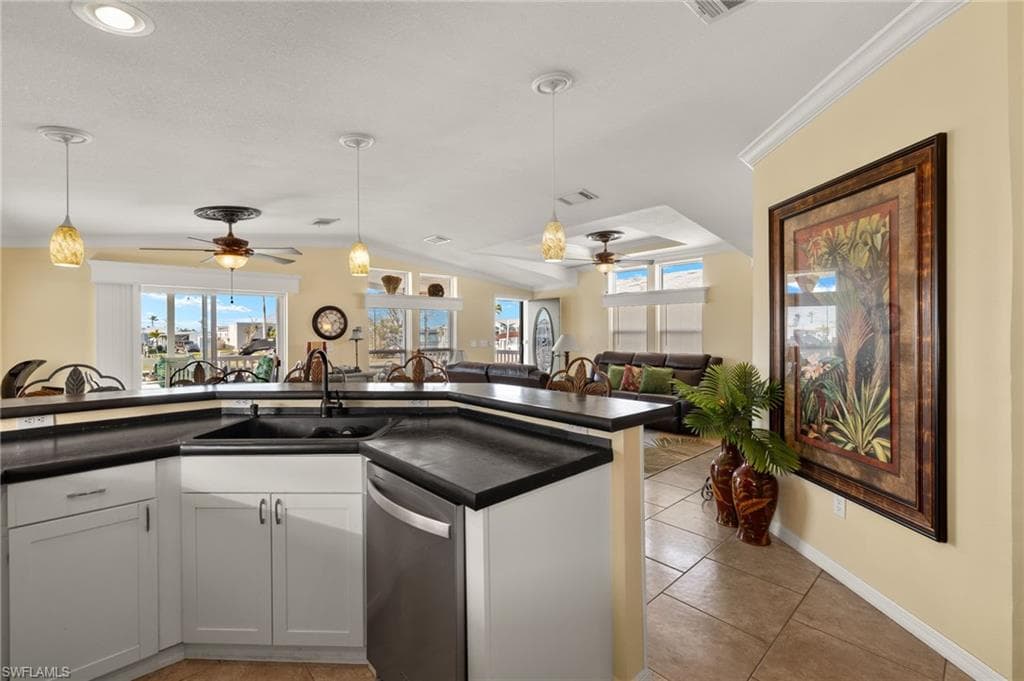 74 Cortez WAY, FORT MYERS BEACH FL 33931-8