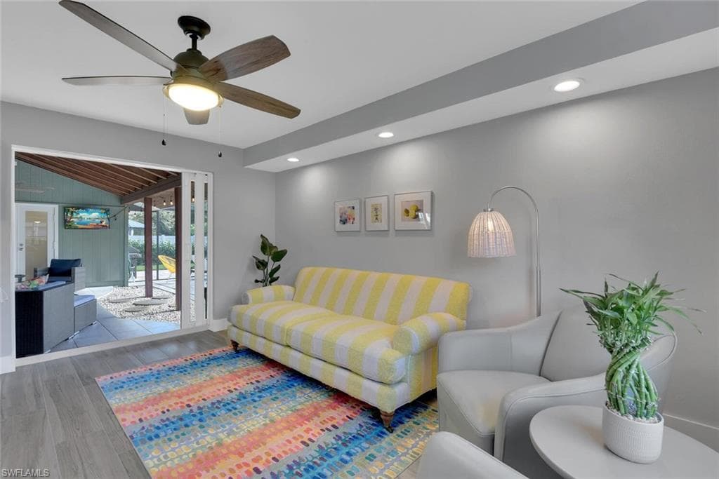 2328 Clipper WAY, NAPLES FL 34104-22