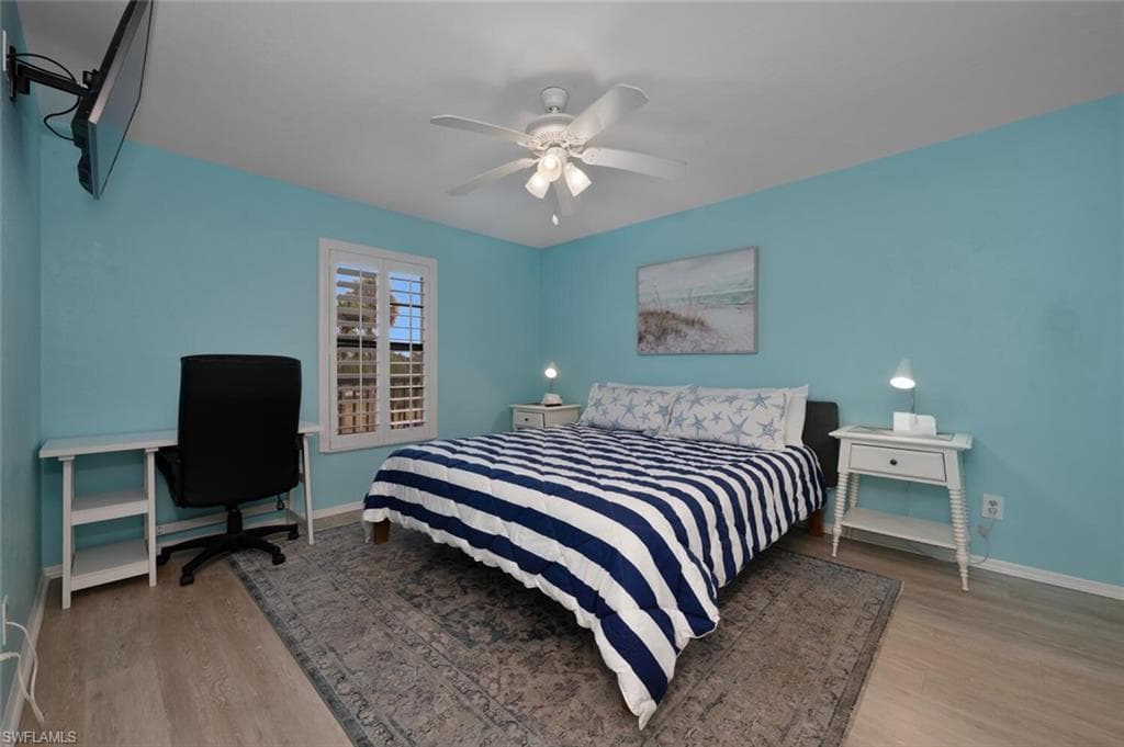 600 Neapolitan WAY # 248, NAPLES FL 34103-8