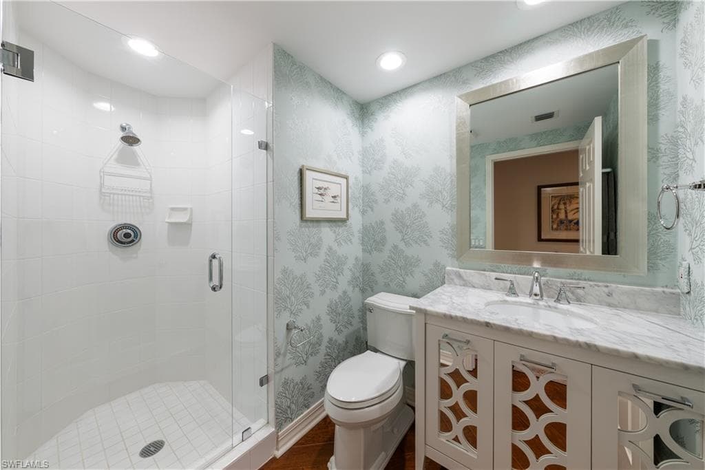 445 Dockside DR # B903, NAPLES FL 34110-19