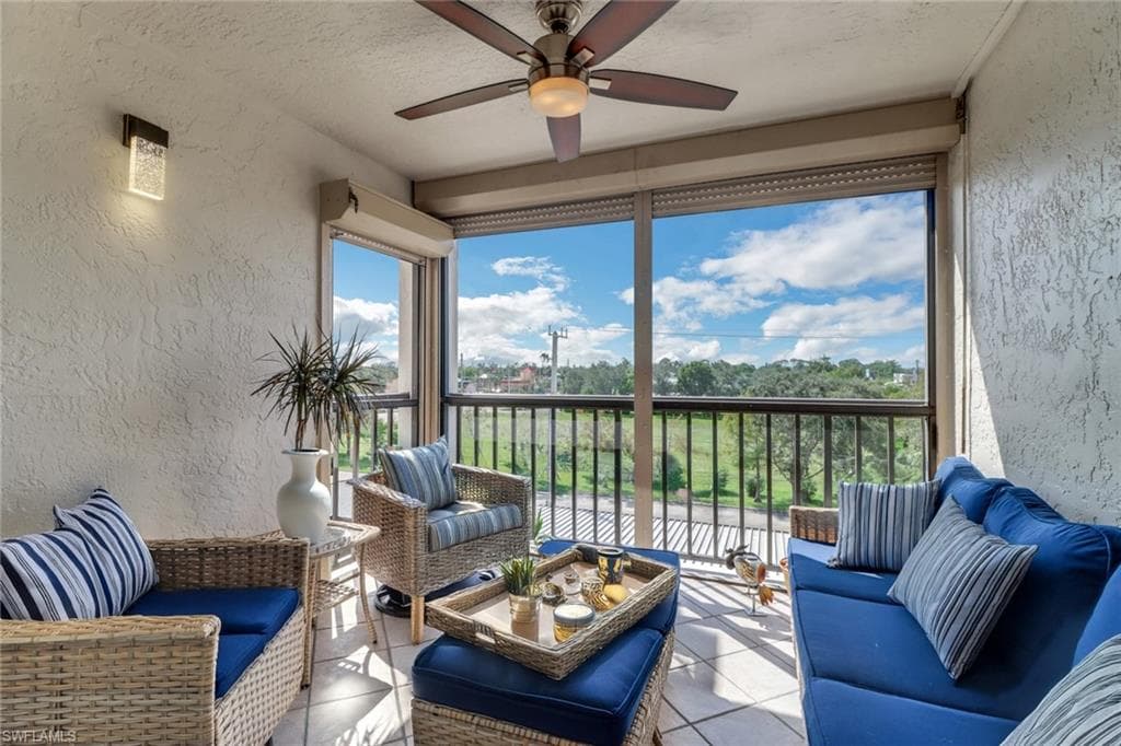 2121 Collier AVE # 401, FORT MYERS FL 33901-10