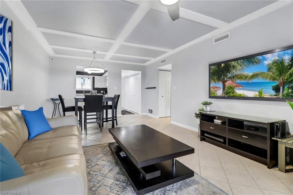 2121 Collier AVE # 401, FORT MYERS FL 33901-3