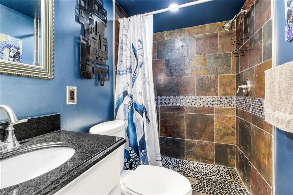 2121 Collier AVE # 401, FORT MYERS FL 33901-7