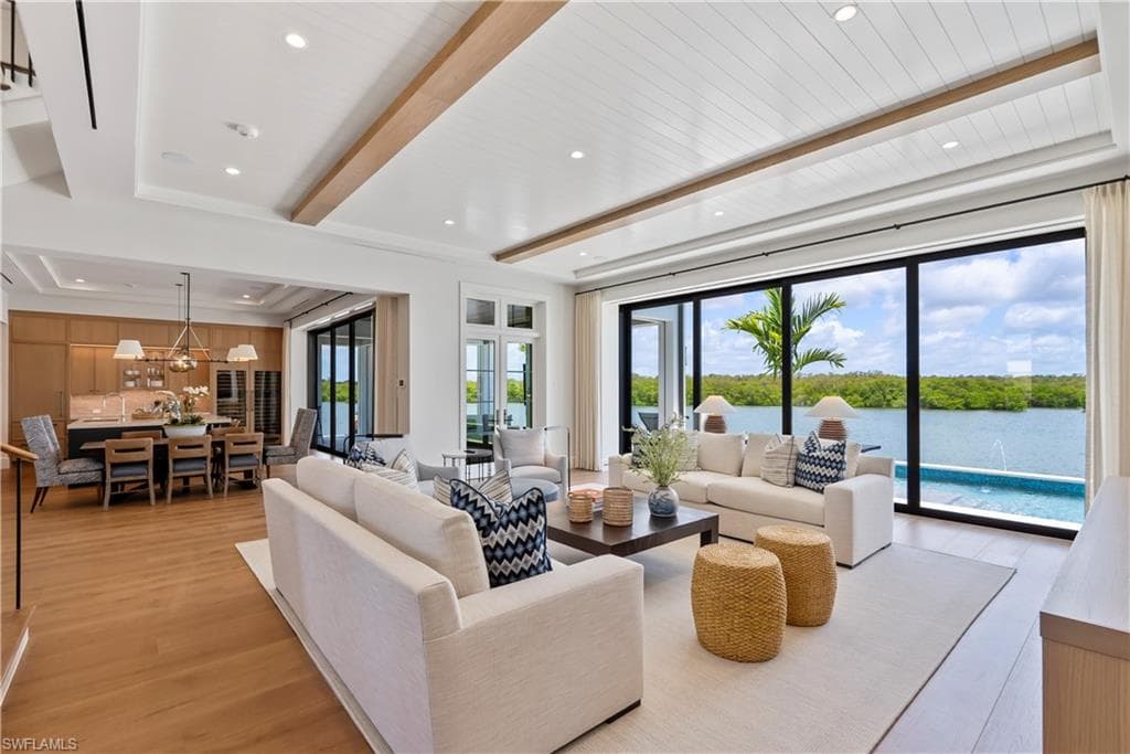 2375 Snook DR-6