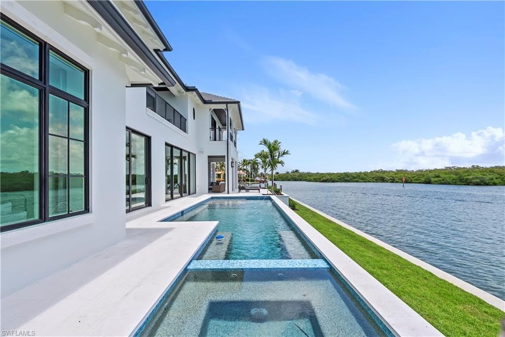 2375 Snook DR-28