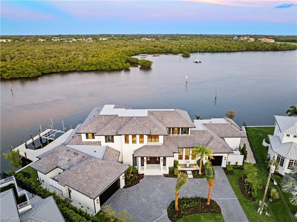 2375 Snook DR-5