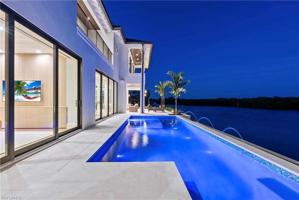 2375 Snook DR-30
