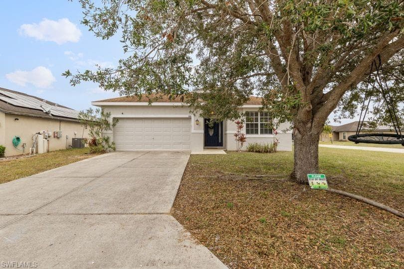 300 Shadow Lakes DR, LEHIGH ACRES FL 33974-7