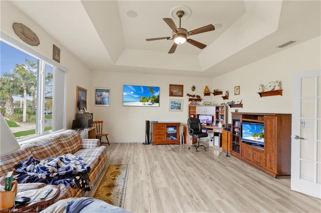 11486 Royal Tee CIR, CAPE CORAL FL 33991-24