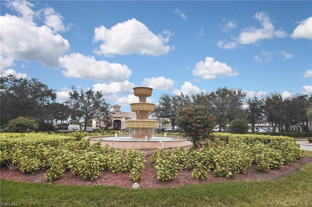 8681 Athena CT, LEHIGH ACRES FL 33971-40