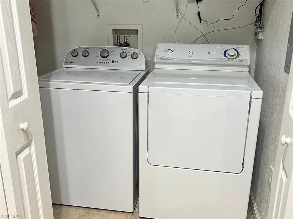 12936 Violino LN # 203, NAPLES FL 34105-17