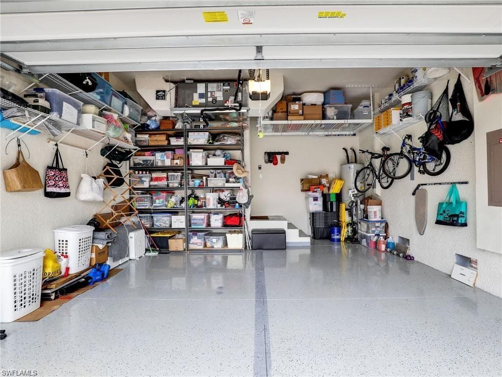 8717 Banyan Bay BLVD, FORT MYERS FL 33908-39