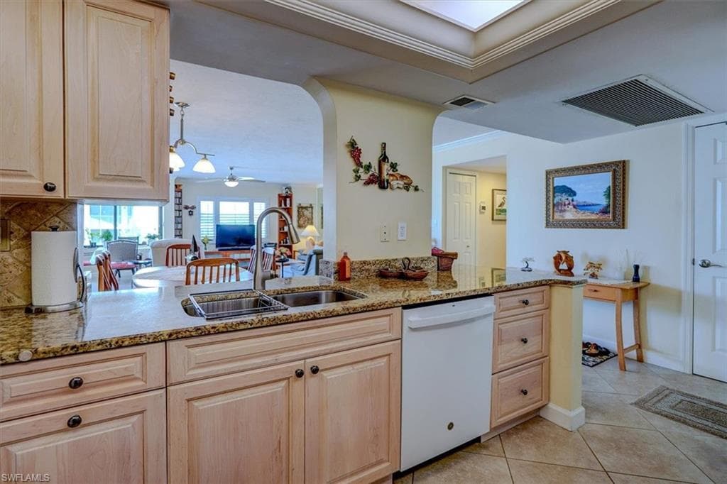 6660 Estero BLVD # B, FORT MYERS BEACH FL 33931-26