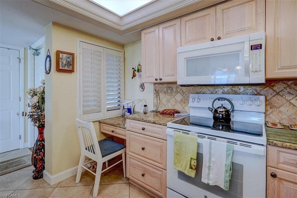 6660 Estero BLVD # B, FORT MYERS BEACH FL 33931-27