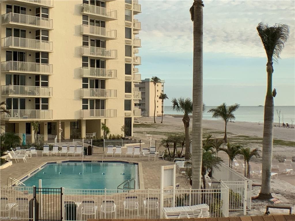 7300 Estero BLVD # 106, FORT MYERS BEACH FL 33931-29