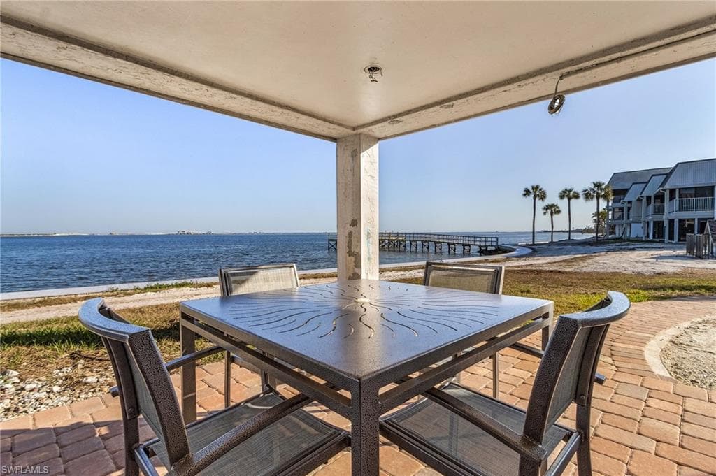 760 Sextant DR # 612, SANIBEL FL 33957-19