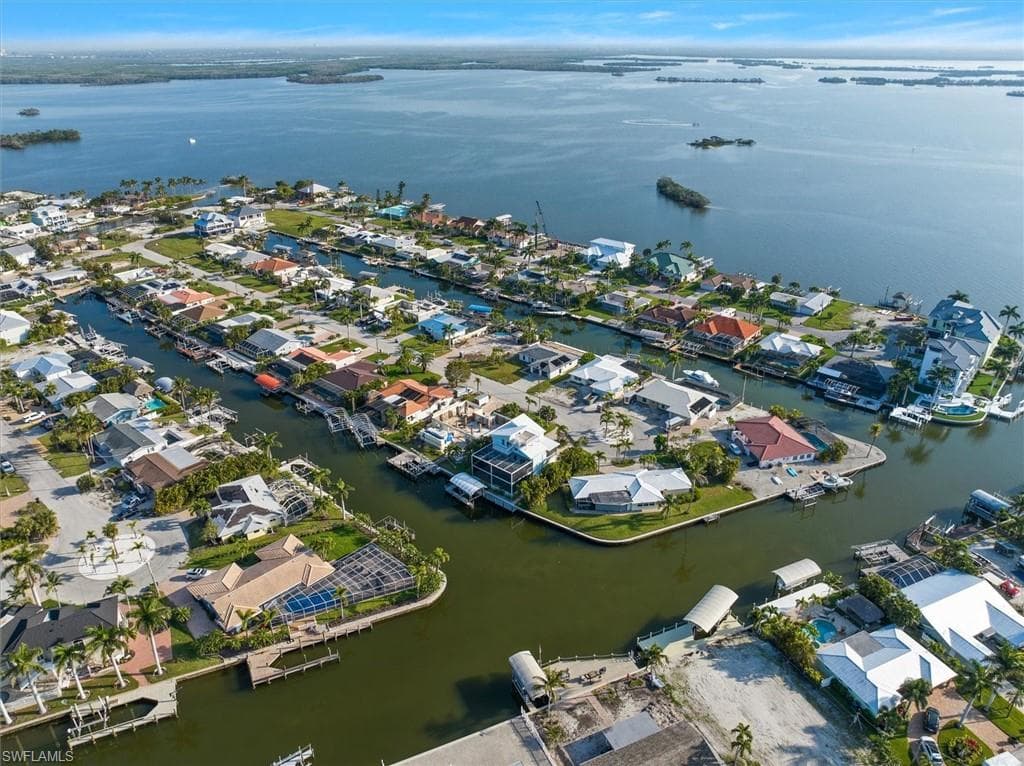 16 Palmview BLVD-42