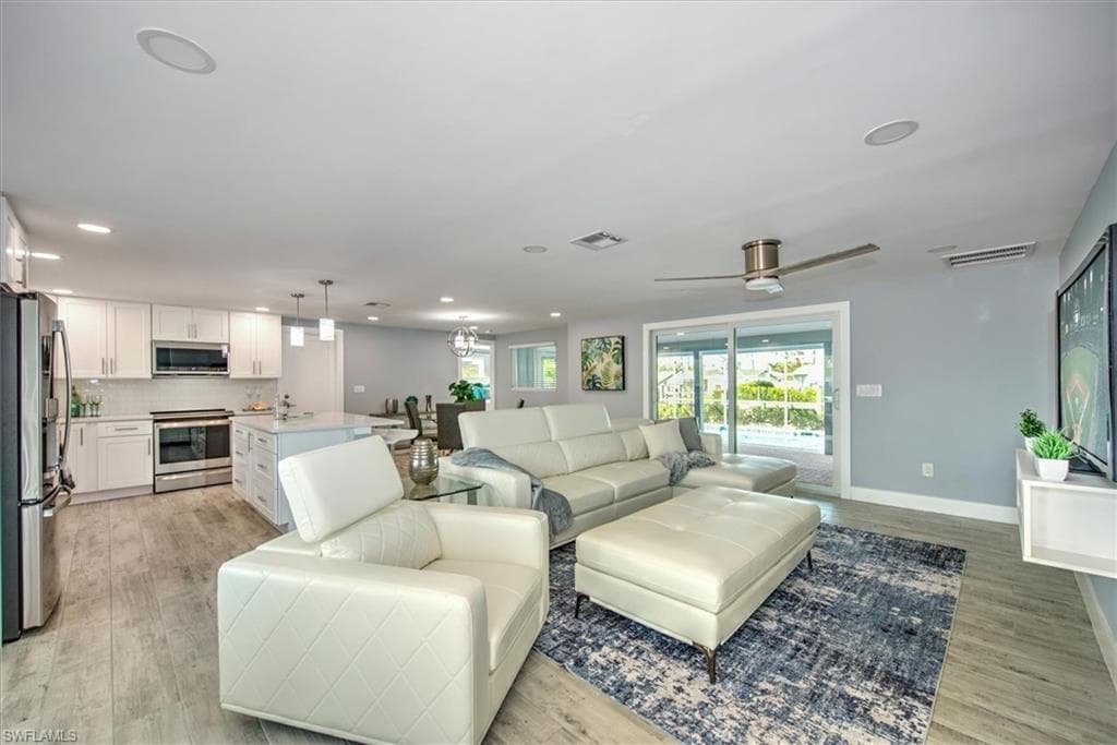 16 Palmview BLVD-11