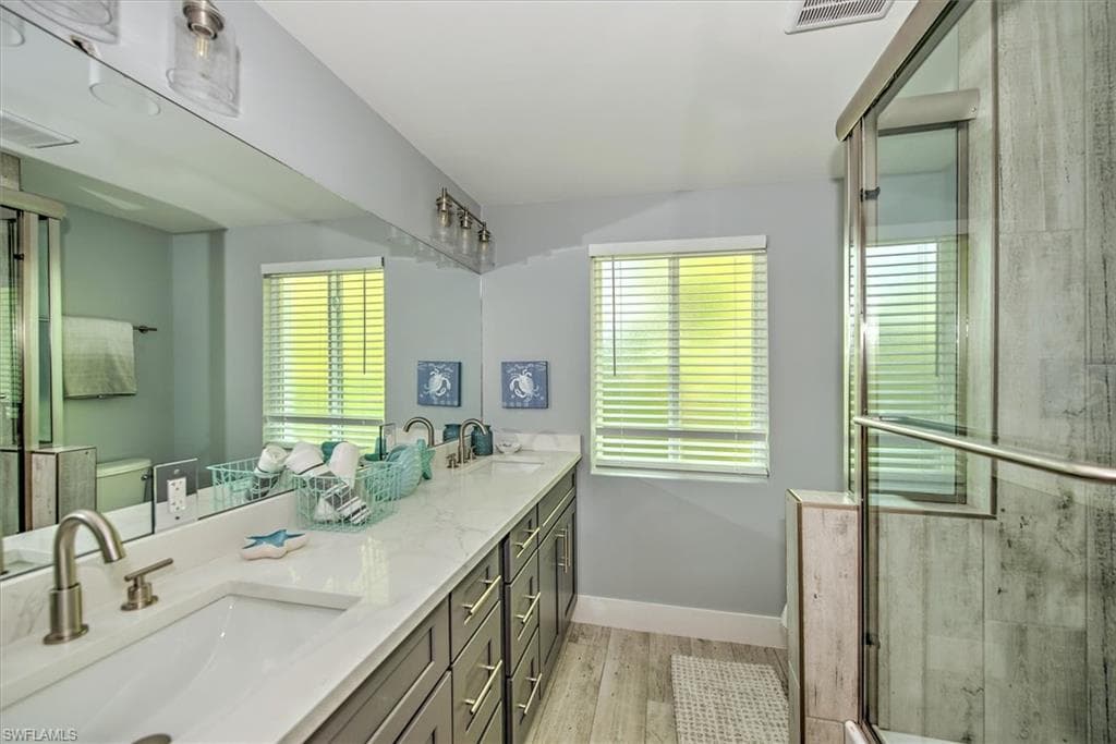 16 Palmview BLVD-13